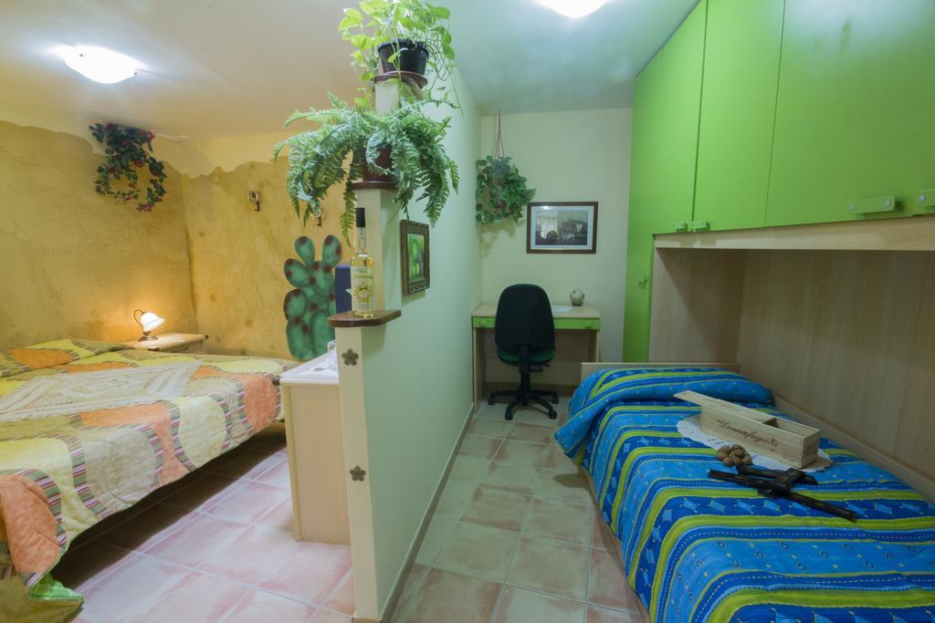 Alfa Quadro Bed and Breakfast Αγκριτζέντο Δωμάτιο φωτογραφία